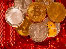 فهرست کسب‌وکارهای خودتنظیم‌گر؛ گامی نو در سامان‌دهی رمزارزها