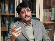 خسروی: جهش اخیر طلا و دلار ریشه اقتصادی ندارد