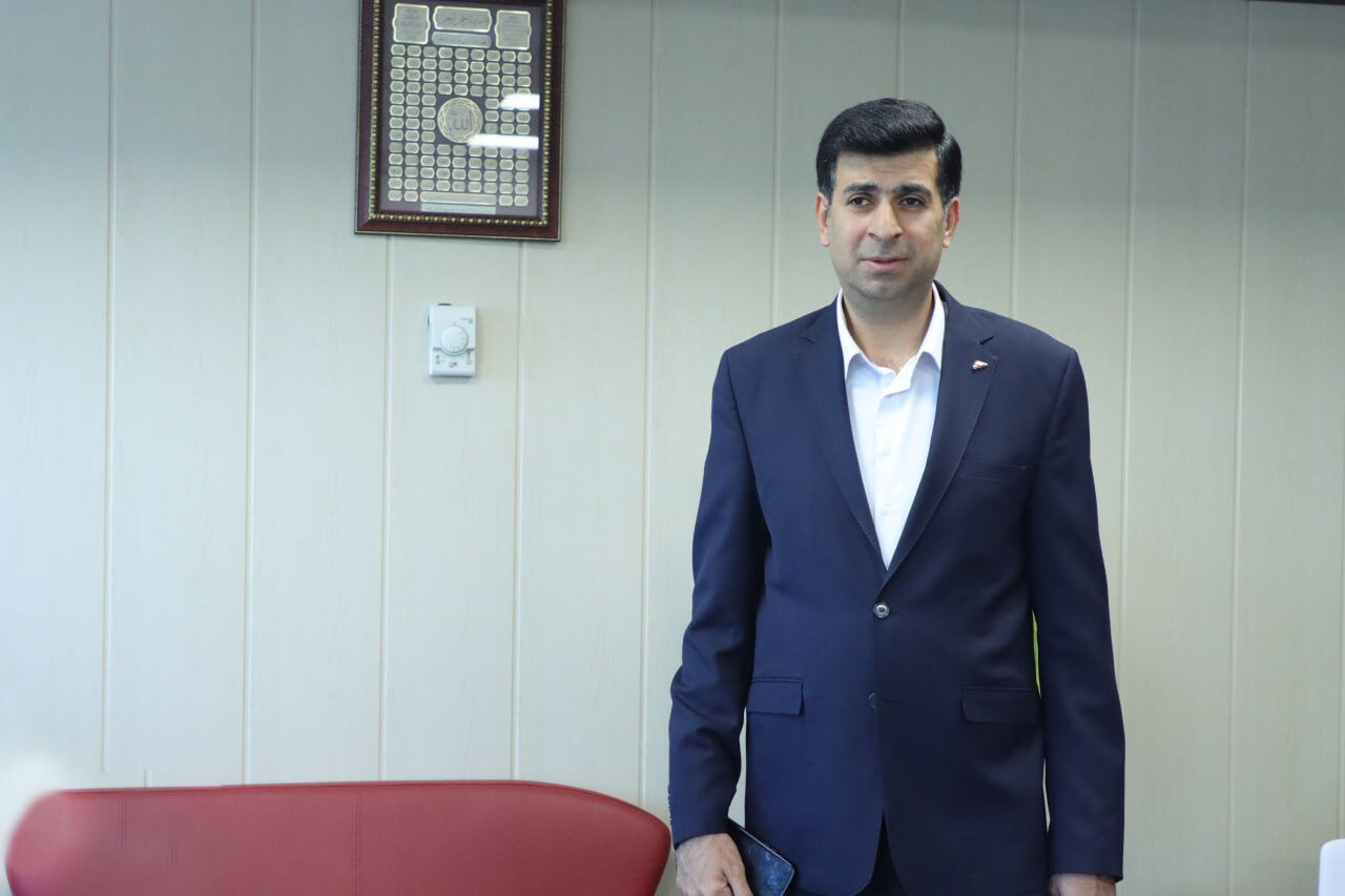ذخایر کافی طلا به کنترل نقدینگی و ارز کمک خواهد کرد
