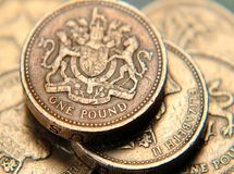 رشد بیش از انتظار GDP بریتانیا و آخرین وضعیت ارزش پوند به دلار
