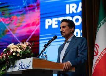 مهدوی:دولت مطالبات پتروشیمی‌ها را نپردازد بدهی گاز تسویه نمی‌شود
