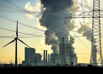 میلیون‌ها فقیر با میلیاردها دلار یارانه/ انرژی ارزان چگونه به دشمن عدالت تبدیل شد؟