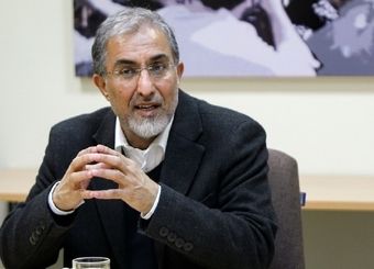 مجلس و دولت تامین کننده منافع قشر خاص!