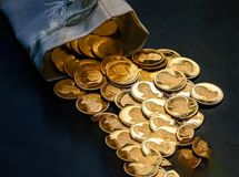 گزارش میدانی از قیمت طلا و سکه تا نرخ دلار غیررسمی
