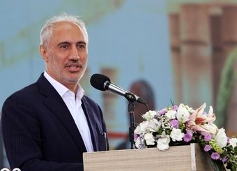 مالیات ارزش افزوده را کسانی می‌دهند که کت و شلوار ۵۰ میلیونی می‌خرند
