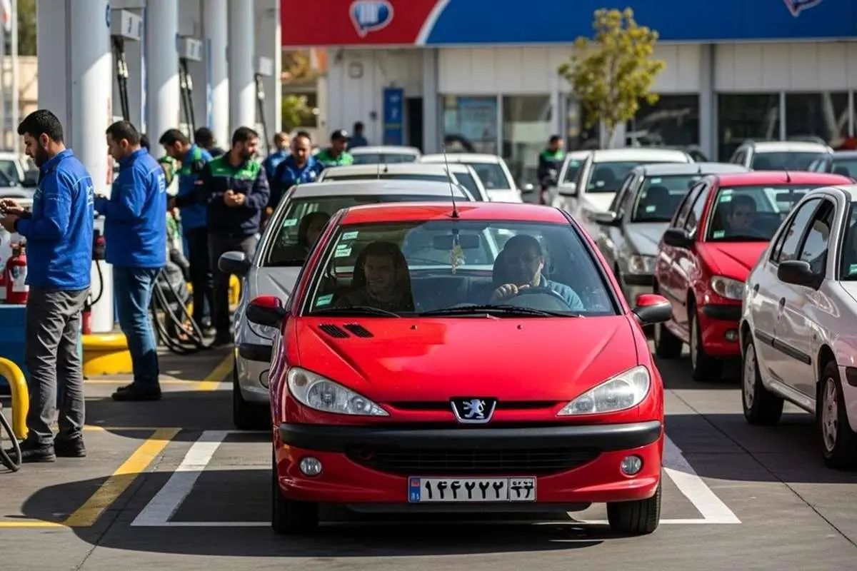 چرا اجرای طرح اصلاح قیمت بنزین متوقف شد؟

