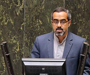 حذف ارز ۴۲۰۰ تومانی به شهید رئیسی تحمیل شد