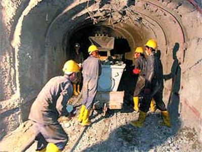 دبیر خانه معدن ایران، شفاف‌سازی قوانین لازمه توسعه معادن را خواستار شد