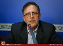 رئیس کل بانک مرکزی با آیات موسوی اردبیلی و سبحانی دیدار کرد