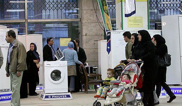 مدیرکل استاندارد تهران از توقیف دو هزار عدد لوازم خانگی غیر استاندارد خبر داد
