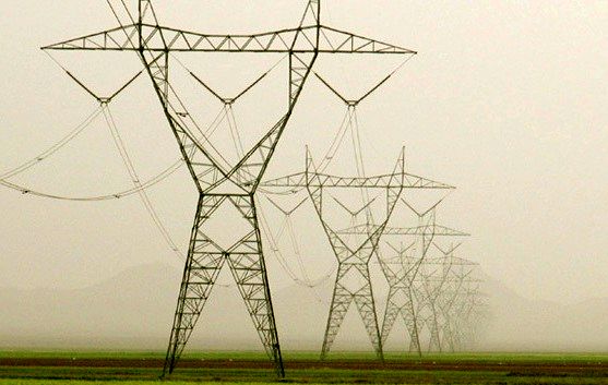 شرکت توزیع برق پایتخت: 100 گروه عملیاتی برق تهران به حالت آماده‌باش درآمد