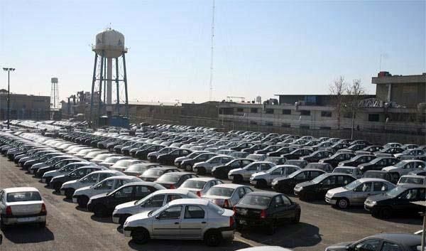 عضو کمیسیون صنایع مجلس: افزایش قیمت خودرو برای مردم مشکل‌ساز است
