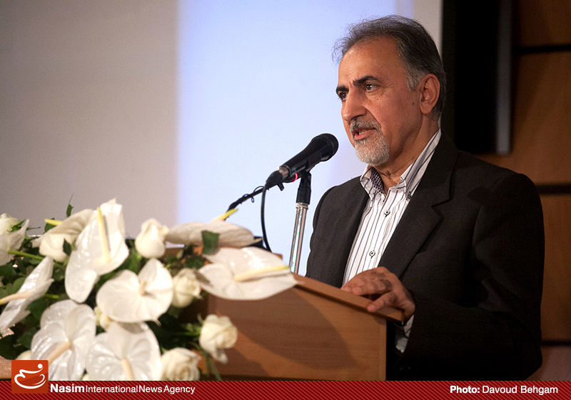 نجفی: تطبیق کامل سیاست‌های دولت با سیاست‌های صندوق بین‌المللی پول غیر علمی است