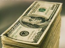 قیمت دلار در بازار ۱۰ تومان کاهش یافت
