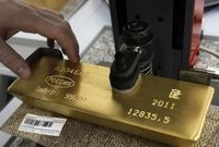 نوسان قیمت طلا در بازارهای بینالمللی ادامه دارد