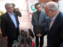 وزیر صنعت از نمایشگاه توانمندی اقتصادی استان خراسان رضوی بازدید کرد