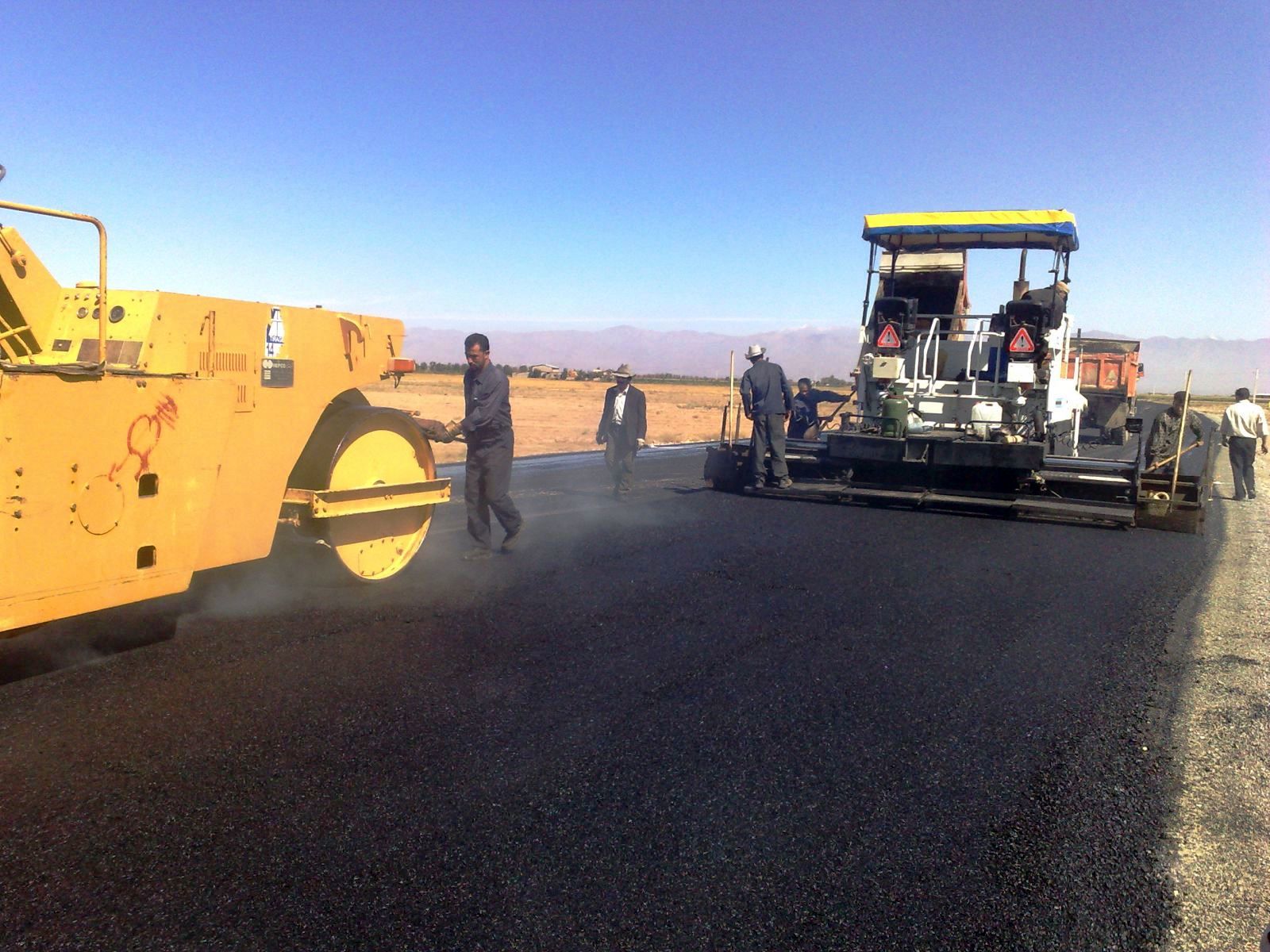 وزیر راه:  سهمیه قیر وزارت راه  و شهرسازی افزایش می‌یابد