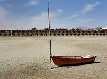 "زاینده‌رود هر 30 تا 40 سال یکبار شاهد یک خشکسالی شدید بوده است"