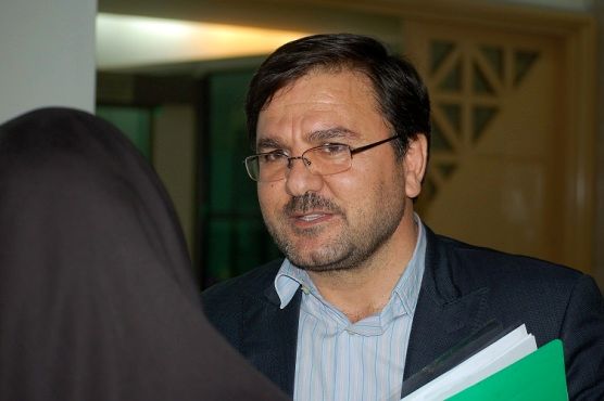 عضو کمیسیون صنایع: رانت‌ها اجازه تأمین نیاز خودروسازان از قطعات داخلی را نمی‌دهد