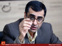 قاسمی: قیمت نفت تا 40 دلار هم پایین می‌آید