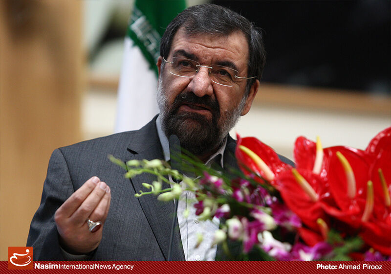 محسن رضایی: باید نقشه راه مناسبی برای حرکت همه بنگاه‌ها به سمت اقتصاد مقاومتی ترسیم کنیم