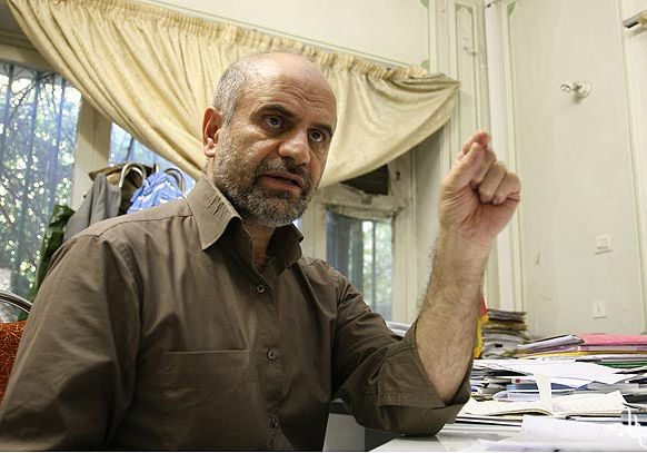 فرشاد مومنی:  امیدوارم مجلس قیمت نفت 72 دلاری را تغییر دهد