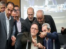 دانشمند: هرکس با رئیس  رابطه داشته باشد به جلسات صبحانه‌کاری اتاق دعوت می‌شود