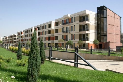 معاون وزیر راه: کلید ۸۴۳ واحد مسکن مهر شهر جدید هشتگرد تحویل متقاضیان شد