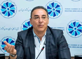 کامیون‌های ایرانی به‌دلیل استاندارد پایین اجازه خروج از مرز را ندارند
