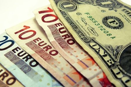 دلار آمریکا پنج ریال افزایش یافت