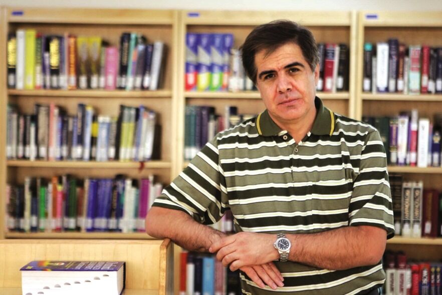 "دولت امسال باید با یک سوم درآمد سال 90 کشور را اداره کند"