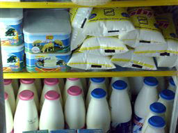 عضو هیئت مدیره صنایع فرآورده‌های لبنی: تصمیم نداریم قیمت لبنیات را افزایش دهیم