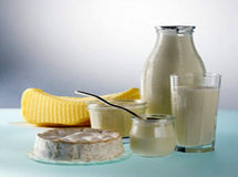 عضو هیئت مدیره فرآوردههای لبنی: هیچ گونه افزایشی در قیمت شیر خام نخواهیم داشت