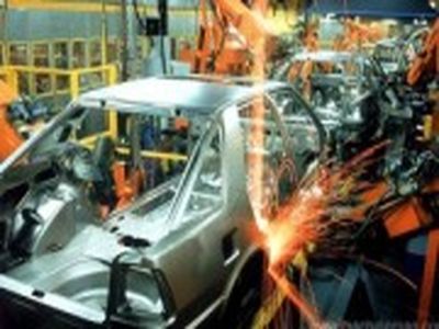 افزایش قیمت خودرو برفروش شرکت‌ها تأثیرگذار است