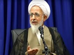آیت‌الله جوادی آملی: جامعه را نمی‌توان براساس شیوه کمیته امداد اداره کرد