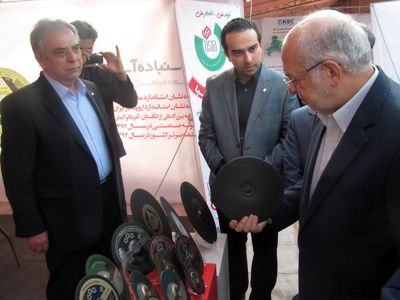 وزیر صنعت پاویون ایران در نمایشگاه اکسپو 2015 میلان ایتالیا را افتتاح کرد