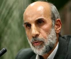 رئیس سازمان دامپزشکی: سازمان غذا و دارو اگر نقدی در مورد گوشت بوفالو دارد علمی حرف بزند