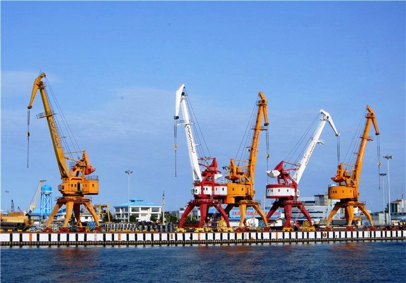 آمار تخلیه و بارگیری کالاهای نفتی و غیرنفتی در بنادر ایران اعلام شد
