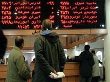 تالار شیشه‌ای در اردیبهشت ماه،کاهش 44 درصدی معاملات بورسی را تجربه کرد