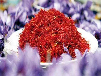 زعفران در ۴۰ روز، روزی ۵۰ هزار تومان گران شد!