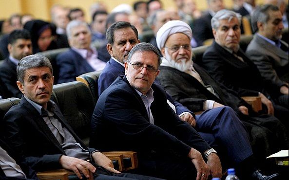 وعده رئیس کل بانک مرکزی درباره دلار به روز پانصد و پنجاهم رسید!