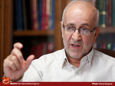 حسن سبحانی: افزایش 300 هزار میلیارد تومانی نقدینگی در دو سال خطرناک است