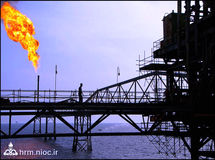 قیمت نفت ظرف پنج سال آینده به ۱۰۰ دلار برمیگردد