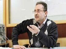 یک اقتصاددان:
چرا ارقامی که دولتی‌ها درباره پول‌های بلوکه شده اعلام می‌کنند هر روز آب می‌رود؟