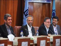 رئیس سابق دانشکده اقتصاد  اصفهان: رشد 70 درصدی نقدینگی در 700 روز اخیر خطرناک و تورم‌زاست