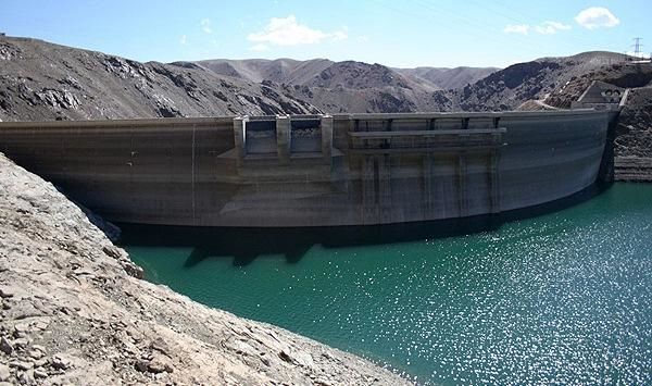 مخازن ۱۶۰ سد نصف شد