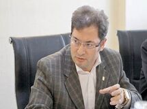 مدیرعامل شرکت بیمه رازی: بازار بکر ایران را با پهن کردن فرش قرمز به بیمه‌گران خارجی  نسپاریم