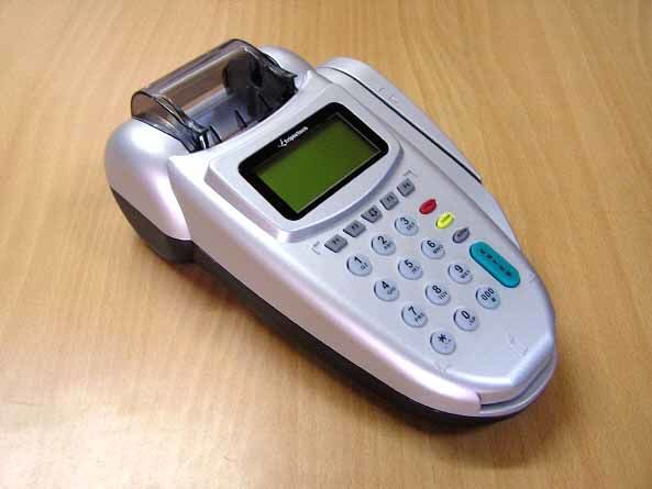 خردهفروشان دستگاههای کارتخوان خود را جمع کردند