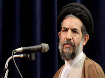 ابوترابی: دولت باید برخی تصمیمات خود را در زمینه استخدام تغییر دهد