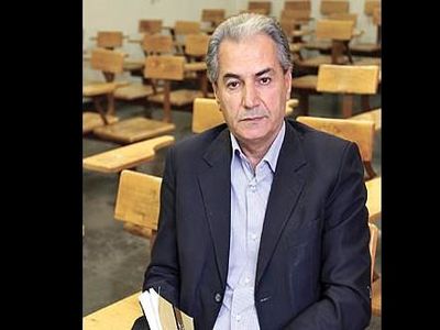 یوسفی: دولت روحانی باید بپذیرد که در اقتصاد اشتباه کرده است
